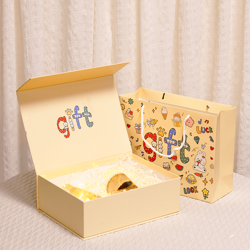 Gift Box Birthday Gift Box Empty Box Premium Gift Box New Gift Packaging Box Cartoon Flip-Top Favor Box
