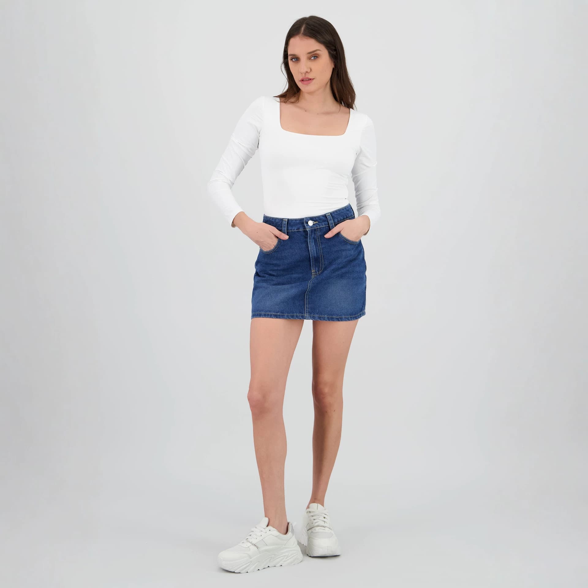 Independent Station 2026 Women's Elegant American Style Skort, Versatile Denim Button Mini Skirt Wholesale Trend