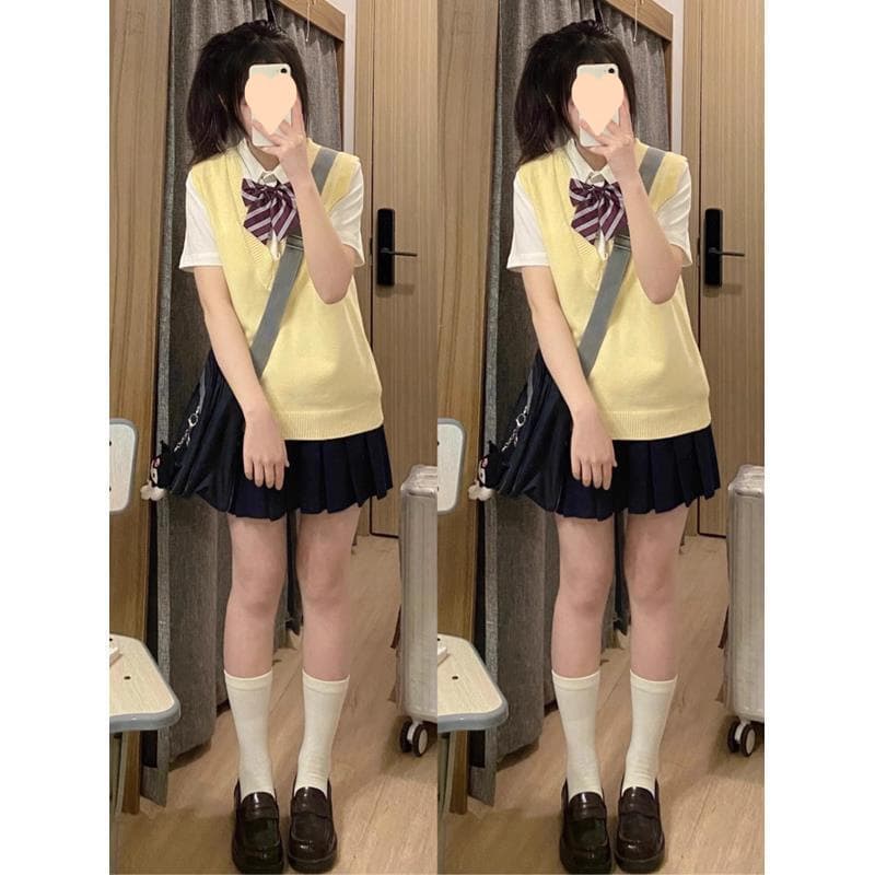 Japanese-style cross-border college uniform vest, summer style, solid color collar, layered with a yellow pullover sweater/knitwear for women.
