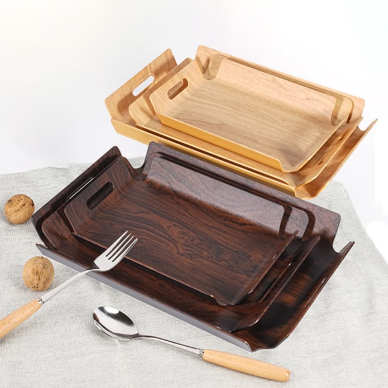 Wooden trays/plates for bakeries and cake shops; solid wood trays/plates for bakeries.
