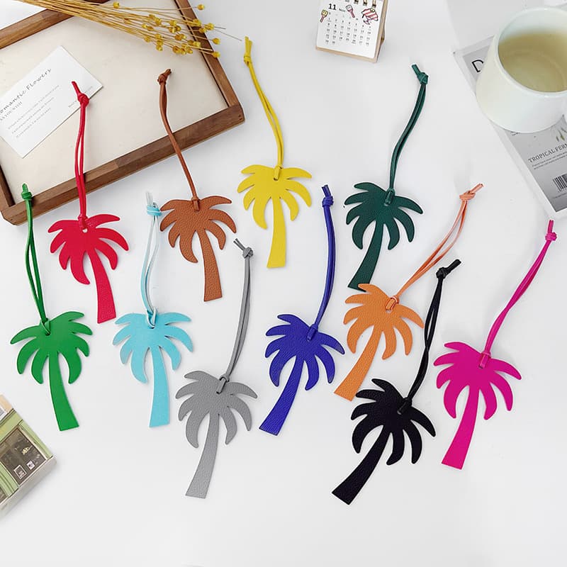 Factory Wholesale Coconut Tree Bag Pendant PU Leather Bag Decoration Daily Simple Leather Fashion Accessories Pendant
