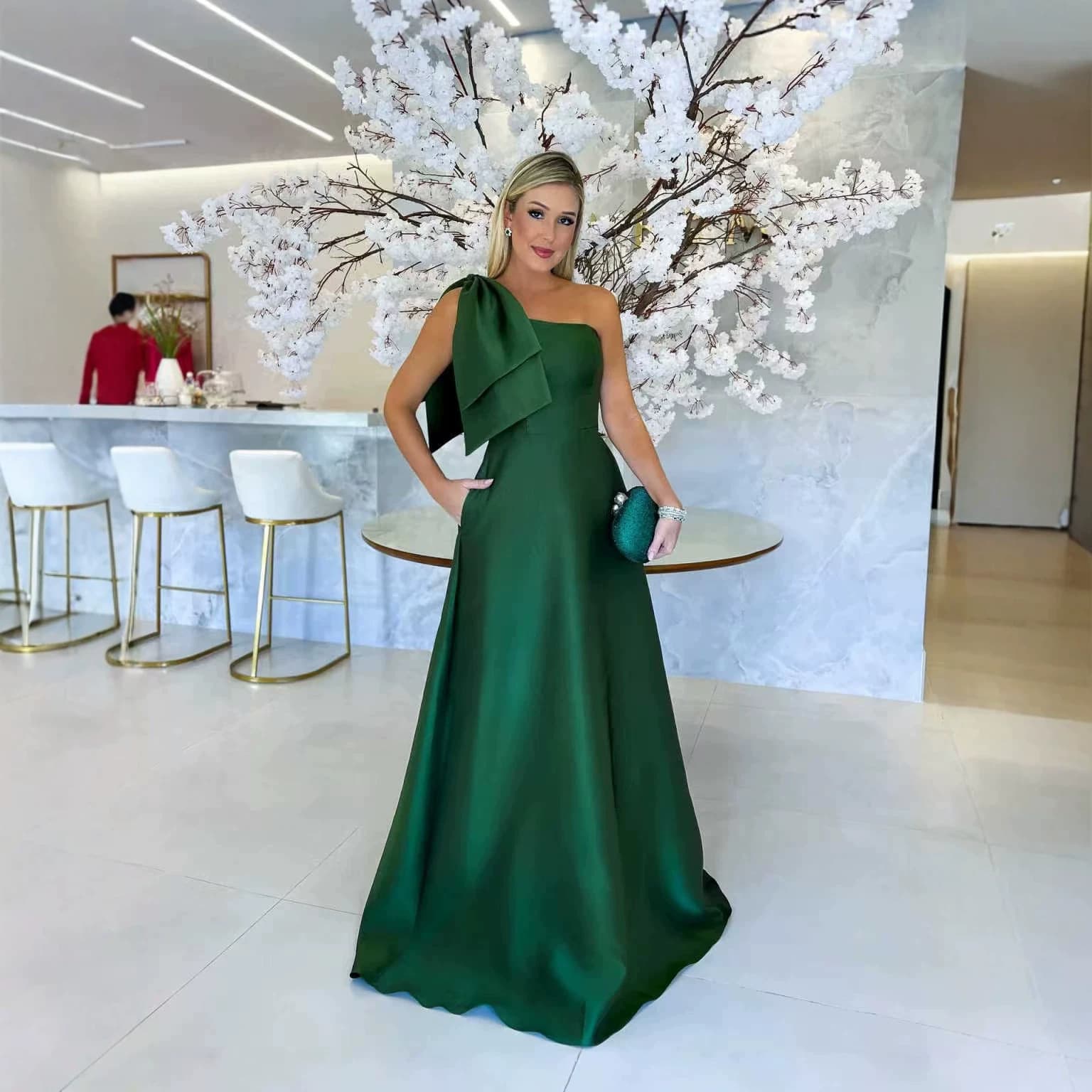 European and American cross-border plus size bridesmaid dress toast evening dress slim banquet host one-shoulder backless satin dress