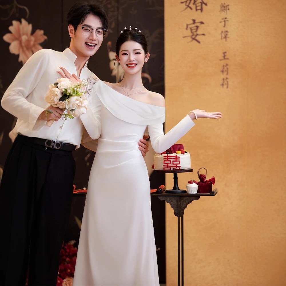 Long Sleeve One-Shoulder Asymmetrical White Wedding Dress Daily Wear Dress Travel Photo Light Wedding Dress Registry Little White Dress