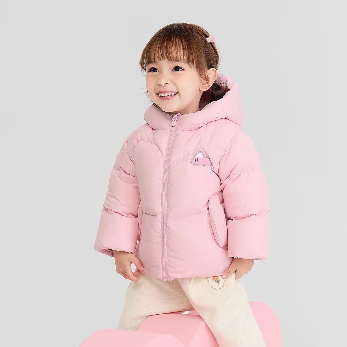 Wholesale children's clothing 2025 baby down jackets, new autumn and winter styles for boys and girls, fashionable, warm, and suitable for outerwear.