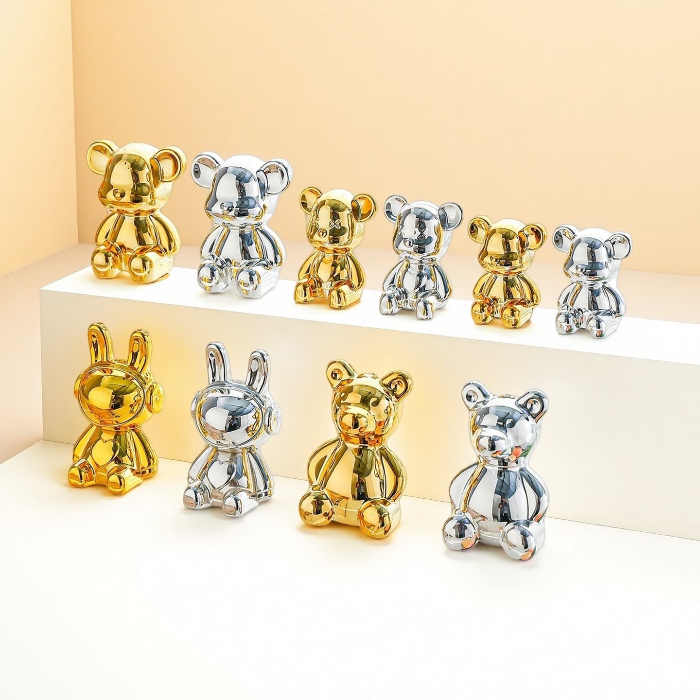 Internet celebrity's same creative light luxury home accessories, factory direct sales, deer violent bear, space rabbit fruit plate, candy box