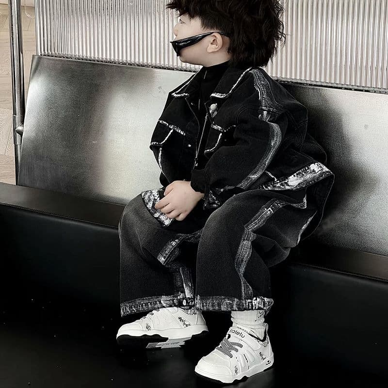 Korean style boys' fashionable and handsome denim suit 2026 spring new style children's American casual denim two-piece set