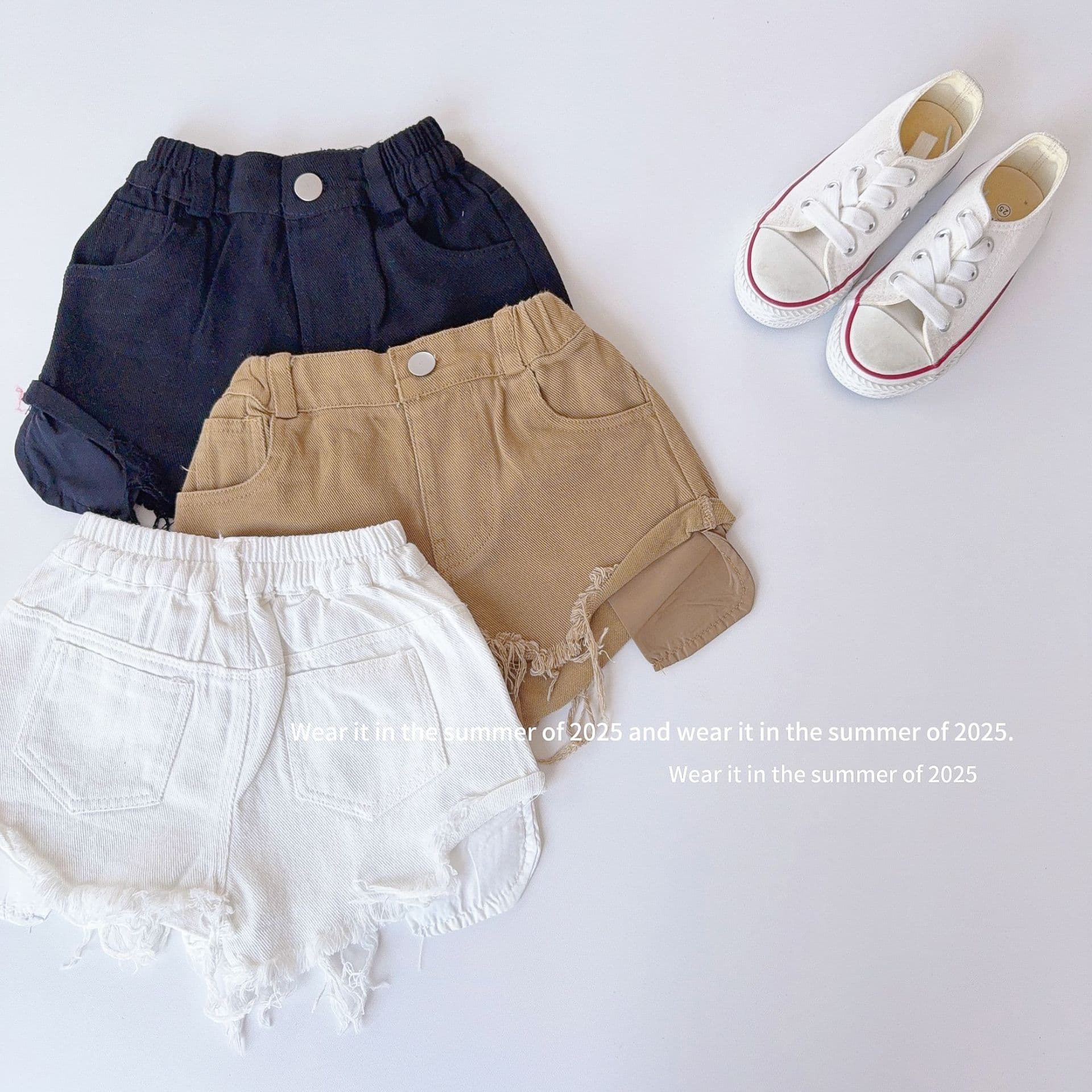 Girls' Denim Shorts Summer New Style Baby Girls' Shorts Versatile Loose Fit for Older Children Outdoor Wear Casual Hot Pants