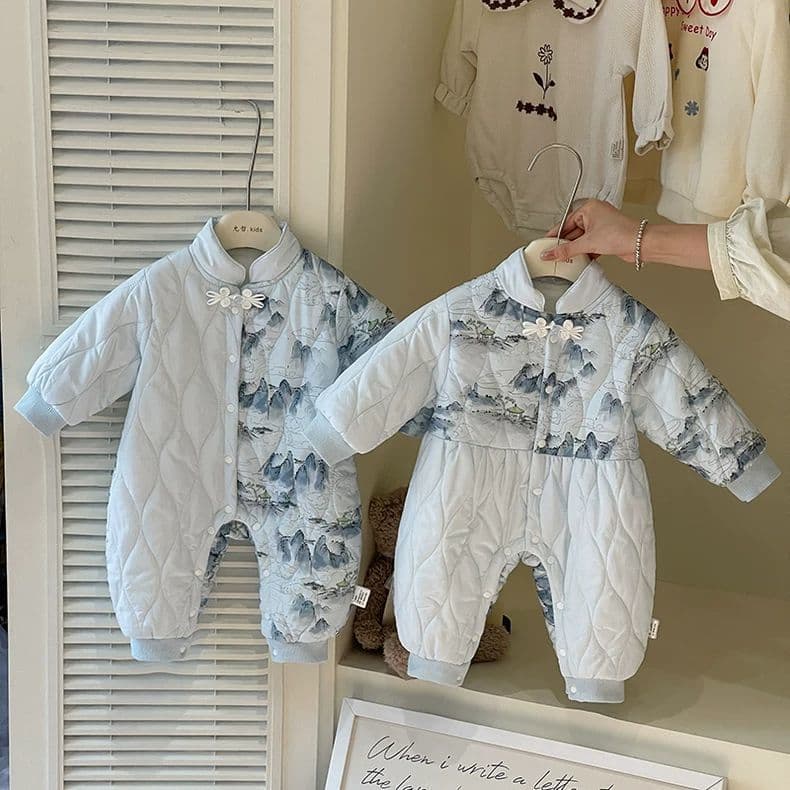 Baby cotton clothes, autumn and winter velvet onesies, Chinese style twin babies' 100-day-old clothes, early winter thin cotton jackets