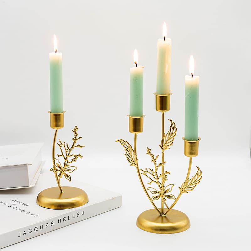 Romantic Atmosphere Candlestick Decor with Leaves and Flowers for Candlelight Dinner, Nordic Ins Style Birthday Atmosphere Candle
