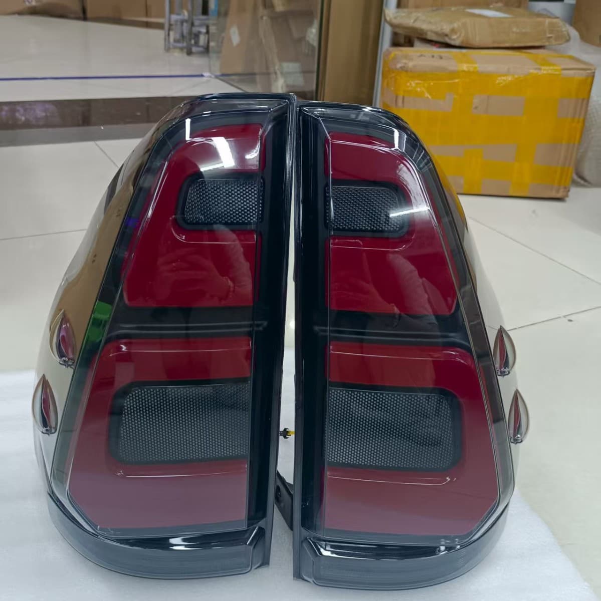 LED Tail Light Assembly for Toyota Prado FJ120 2003-2009 Land Cruiser Prado Car Light Modification
