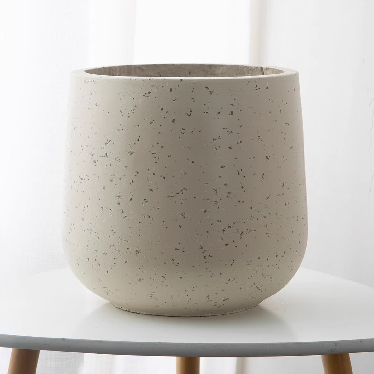 Nordic Style Wine Glass Shaped Magnesium Mud Flower Pot, Balcony Living Room Floor Bonsai Container, Round Wine Glass Cement Flower Pot