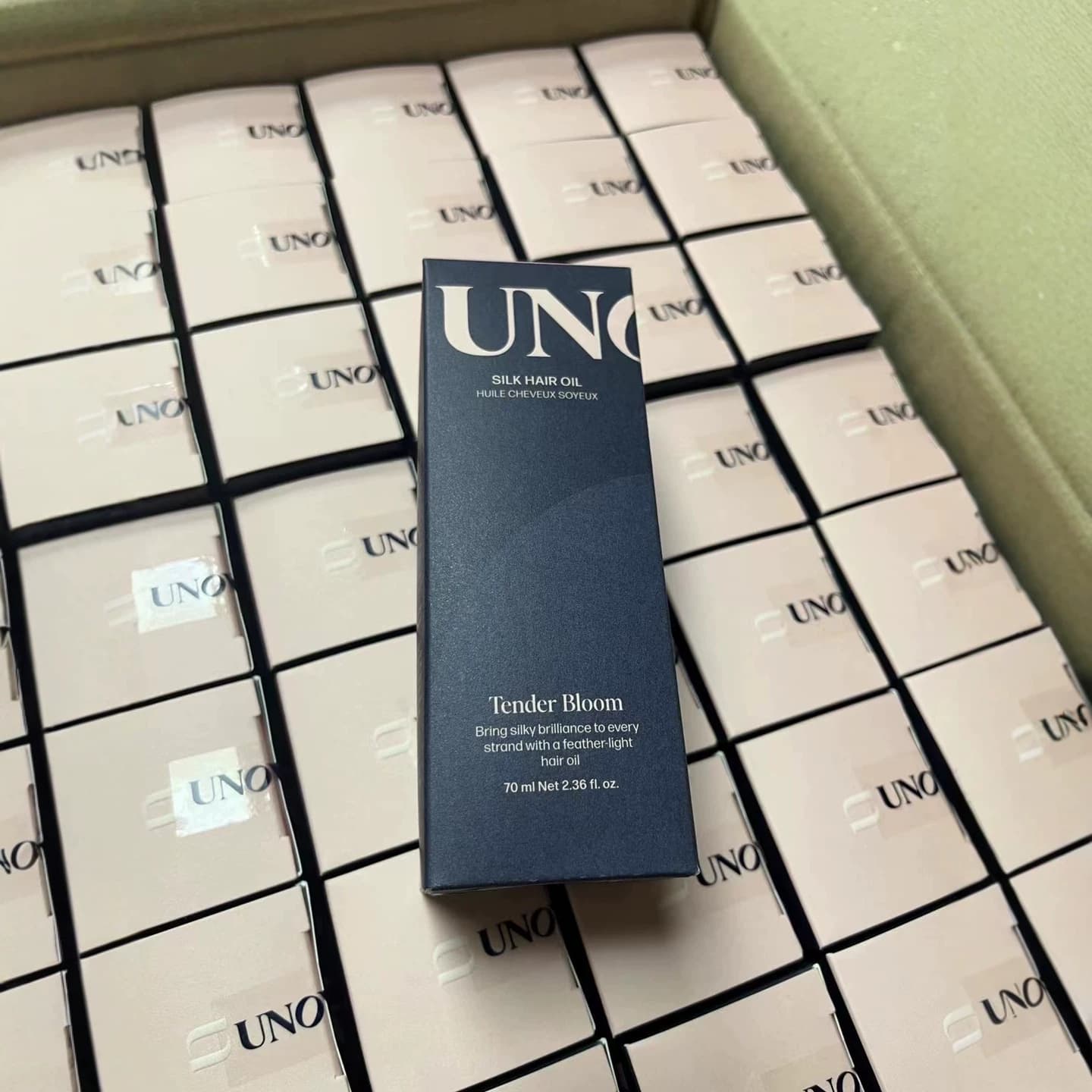 Genuine Korean UNOVE Hair Oil, Woody Scent, UNOVE Hair Treatment Oil, Floral Fragrance, 70ml