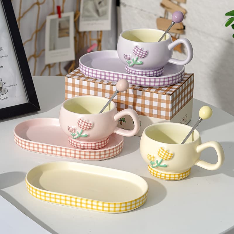 High-End Tulip Cup and Saucer Set with Spoon, Ceramic Mug, Home Couple Breakfast Oatmeal Cup, Korean Style Cup