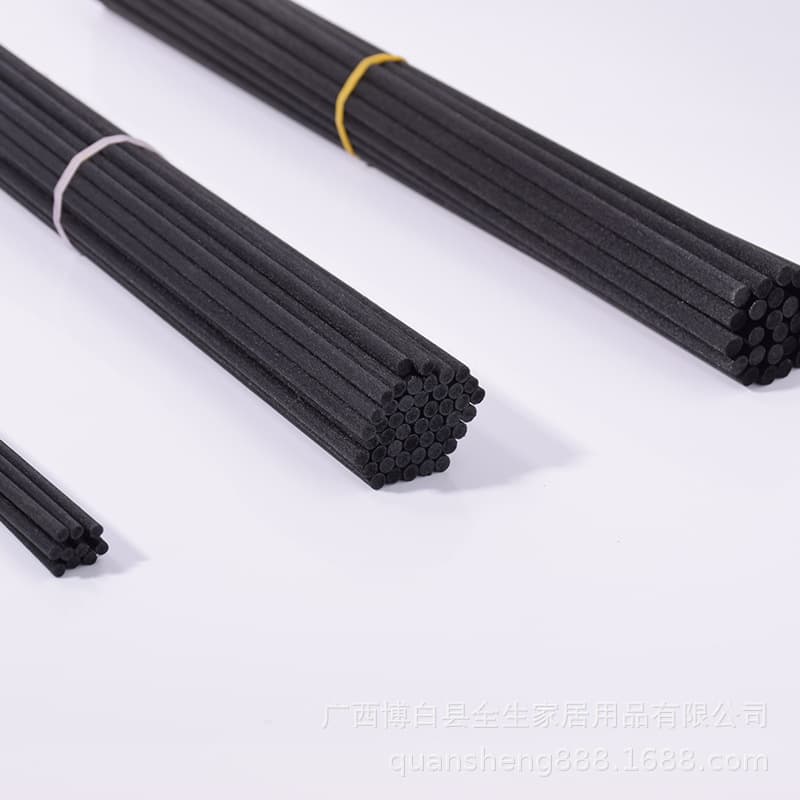 Discounted sale of 3MM black fiber rods with free samples available, export quality natural fragrance diffuser sticks.