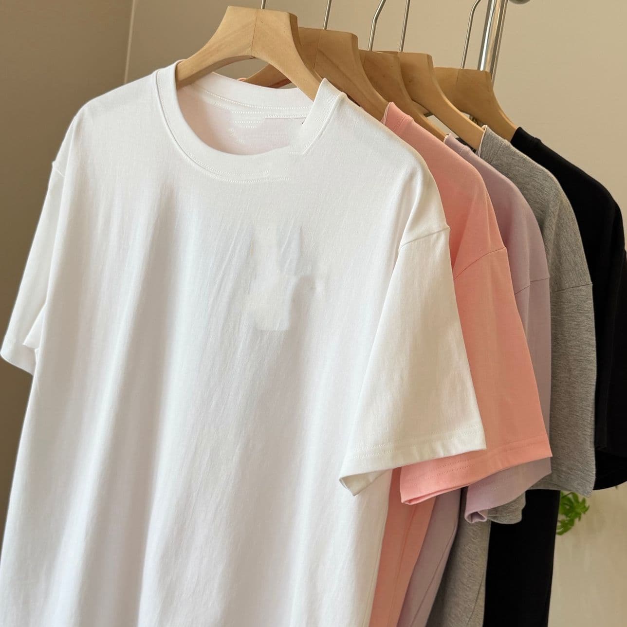 V08-Couple style knitted short-sleeved T-shirt summer cool sun protection loose short-sleeved top