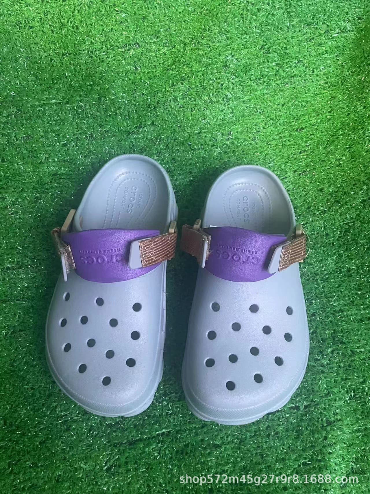 Trin Hole Clogs for Men and Women, Breathable and Comfortable Sandals, Outdoor Closed-Toe Slippers, Couple Beach Shoes, Trendy Style