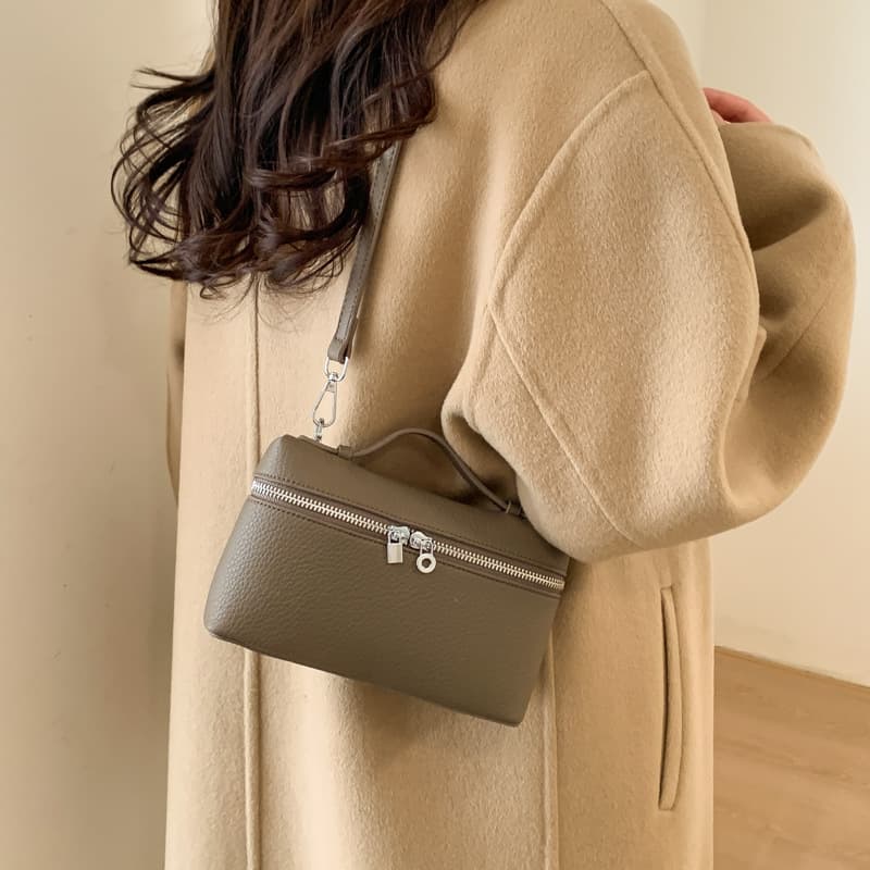 Korean style niche pebbled lunch box bag for women 2026 new high-end handbag commuter shoulder crossbody box bag