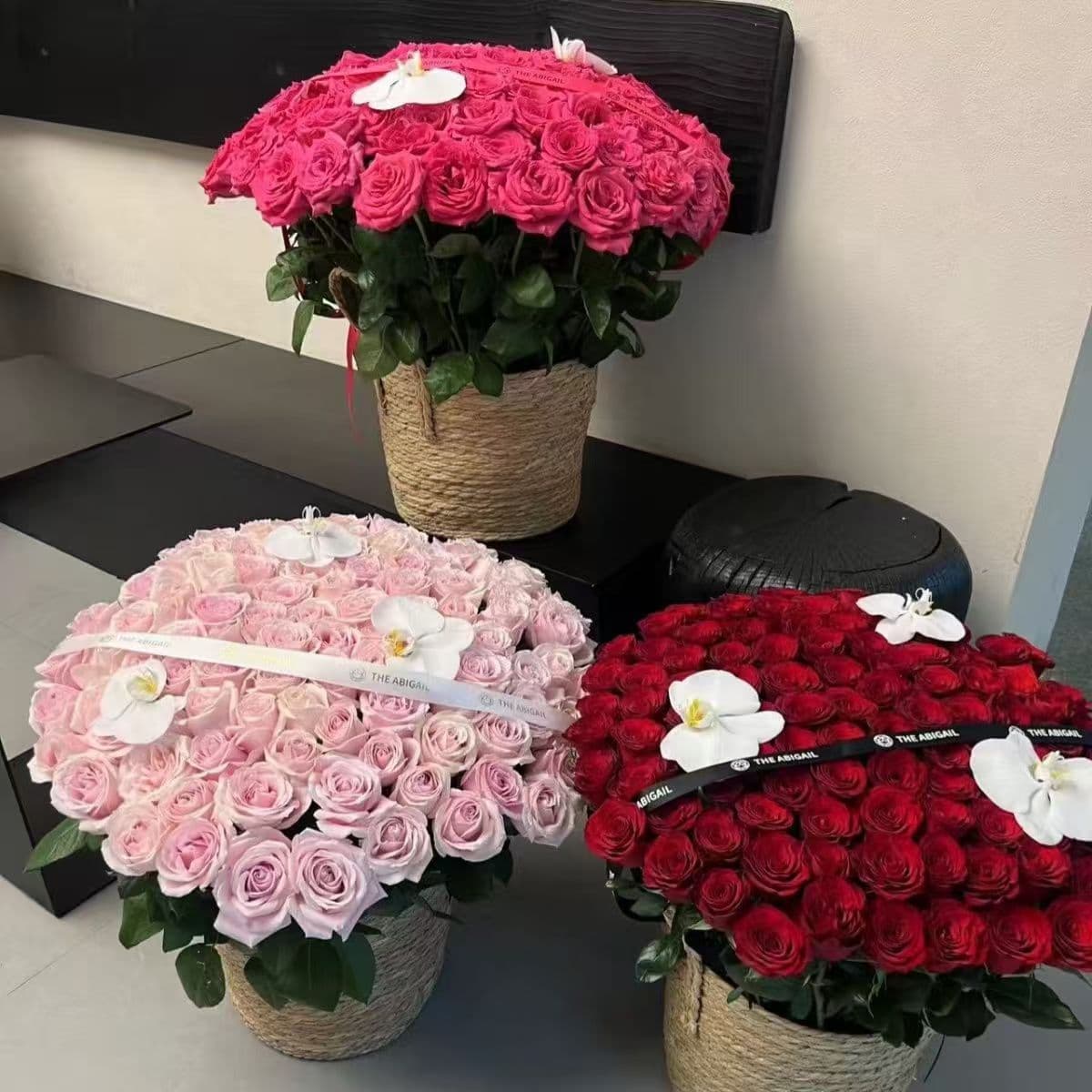 Large Flower Bouquet Bucket, Valentine's Day Woven Flower Basket DIY Bouquet Bucket, Rustic Floral DIY Arrangement Handheld Basket