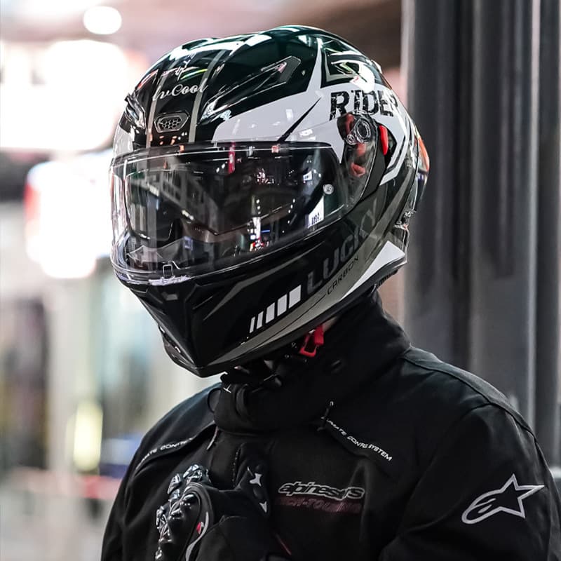 Motorcycle Full Face Helmet 3C Certified Carbon Fiber Unisex All-Season Riding Helmet Wholesale