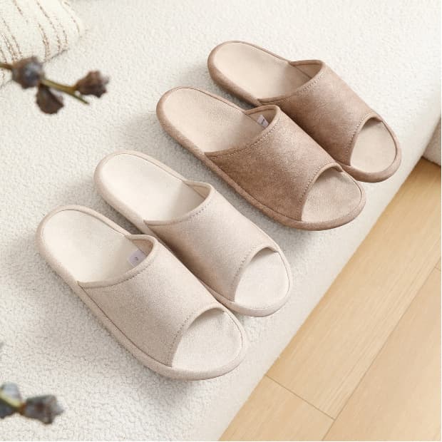 Light luxury style PU leather and suede slippers with arch care, EVA soft sole, all-season home anti-slip wear-resistant couple's slippers