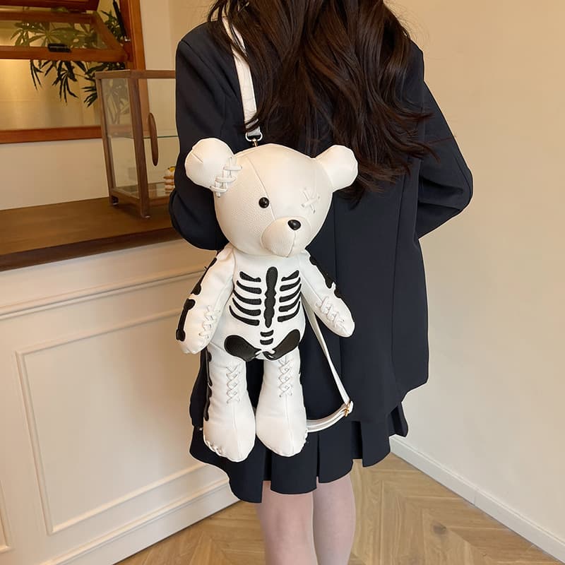 Cross-border Women's Bag 2025 New Japanese Cartoon Bear Double Shoulder Personality Quirky Artistic Travel Backpack