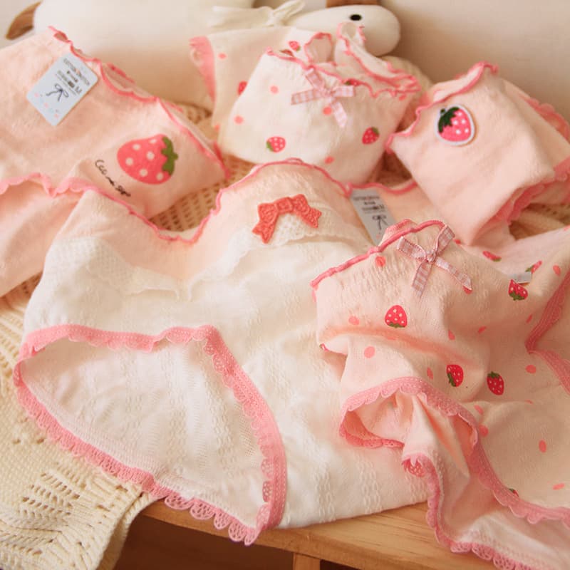 So cute, so adorable, sweet Class A pure cotton antibacterial crotch extended women's cotton panties new style A201
