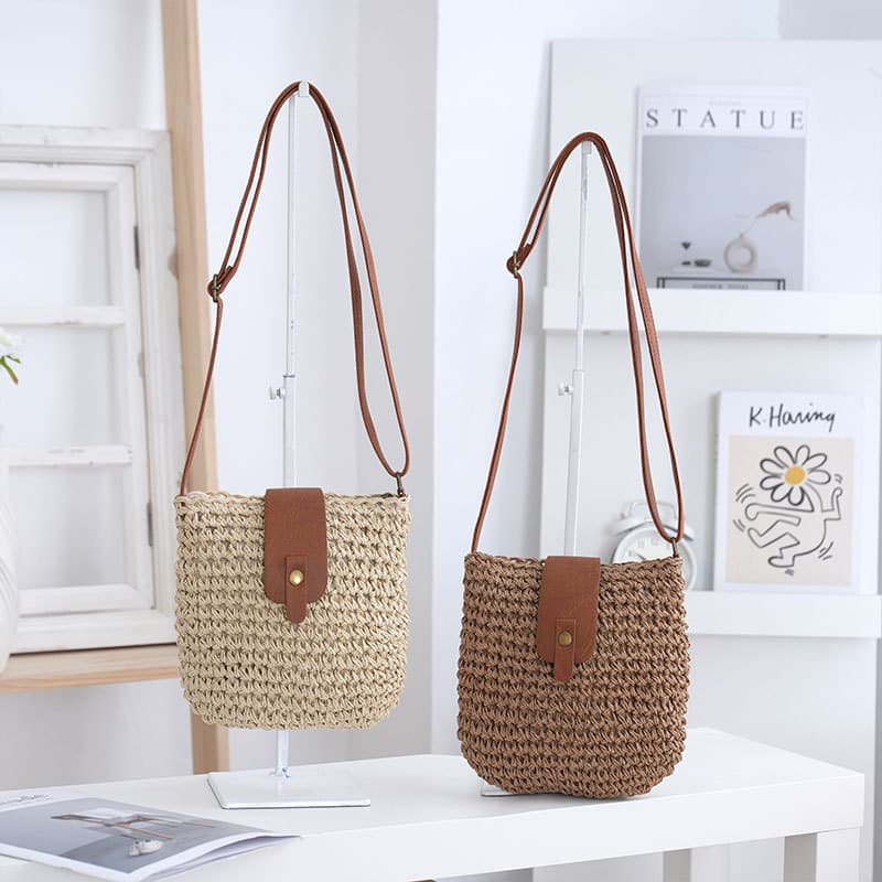 2026 Summer New Straw Bag Women Small Casual Shoulder Crossbody Bag Beach Vacation Sand Photo Bag
