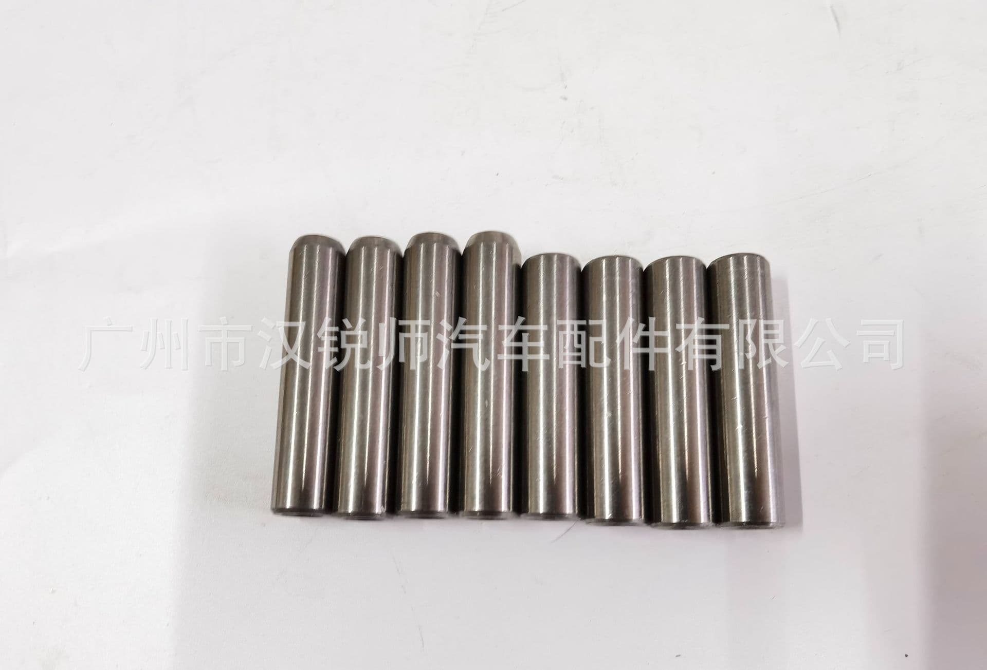 ME031886 ME031888 For Mitsubishi CANTER FUSO Canter 4D33 4D34 Intake and Exhaust Valve Guides
