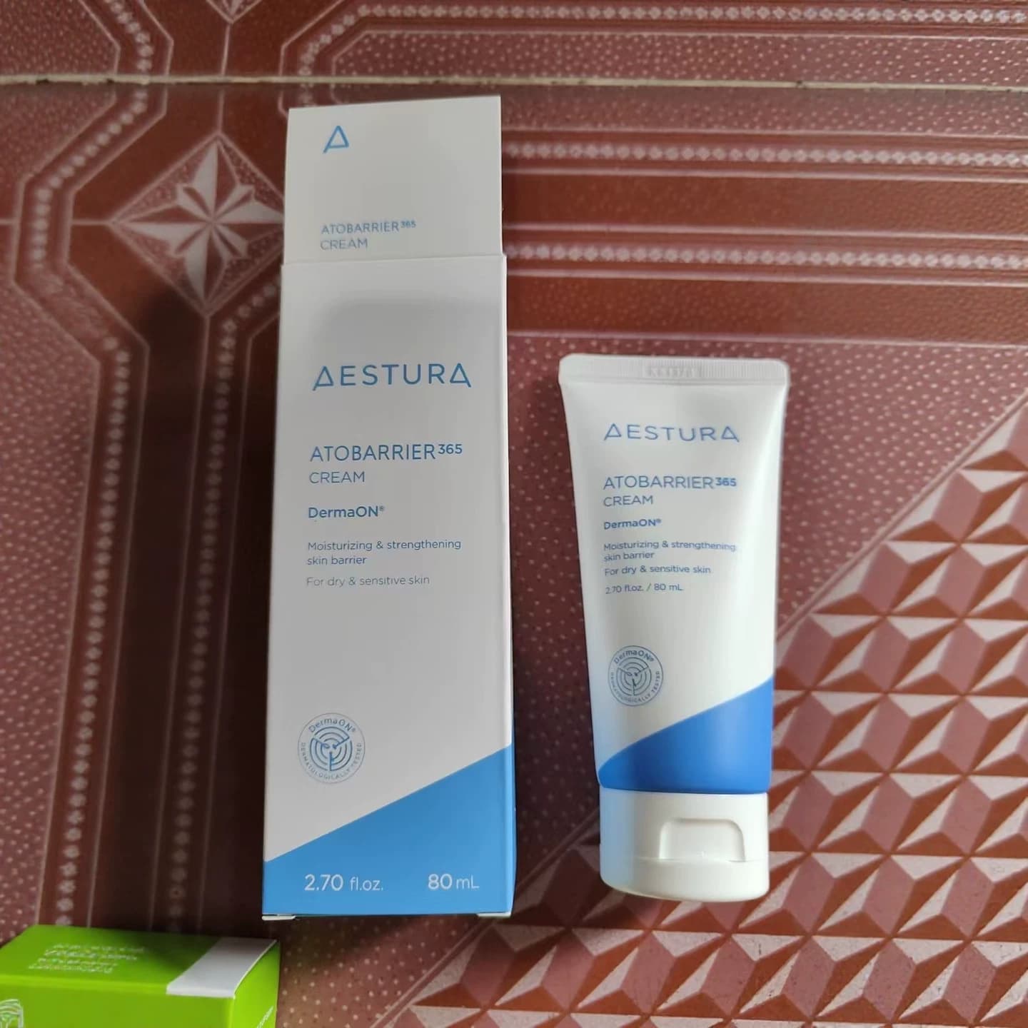AESTURA AESTURA Moisturizing Facial Cream Soft Care Moisturizer First Aid Repair Facial Cream Essence Wholesale