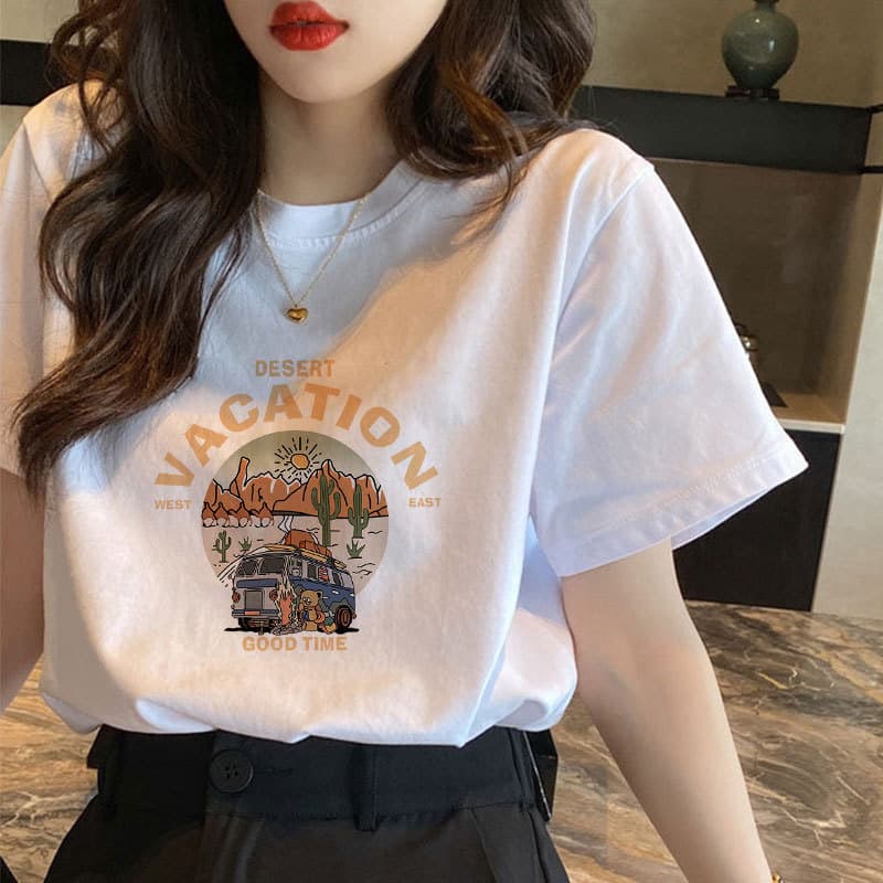 Short-Sleeved 2026 New Summer Round-Neck Chic Student Plus-Size Short-Sleeved T-Shirt for Women with a Stylish Design and Printed Pattern