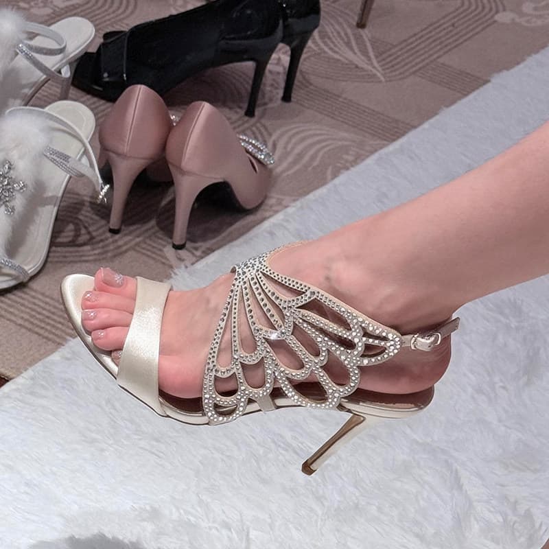 2026 New Style One-Strap Fairy Style Stiletto Heels Open Toe Rhinestone Hollow Butterfly Satin Hollow Sandals