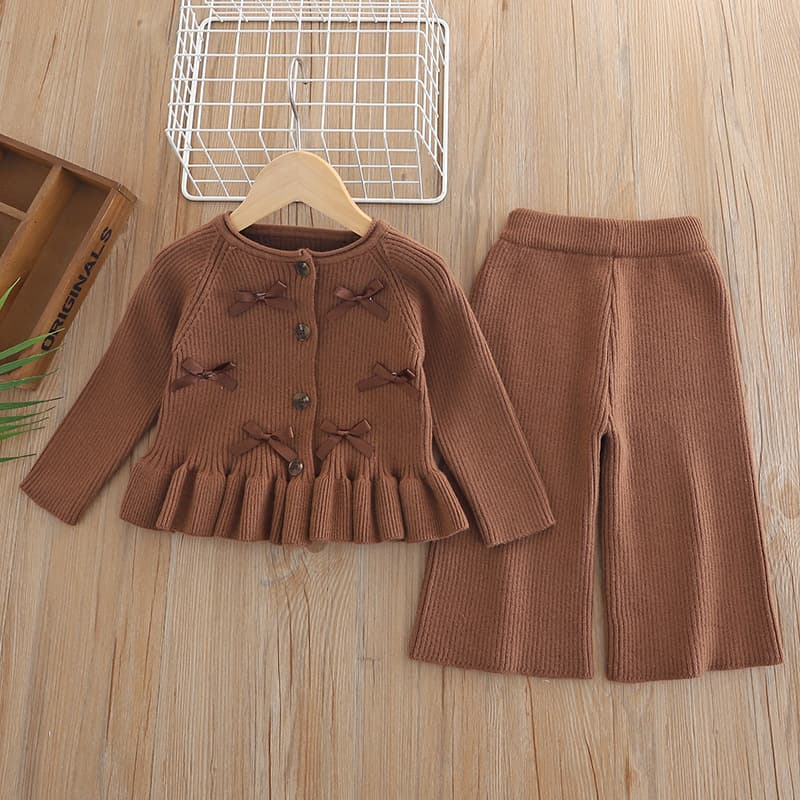 Girls' Sweater Set 2024 New Autumn/Winter Kids' Fashion Knit Cardigan with Straight-Leg Pants Two-Piece Set with Bow