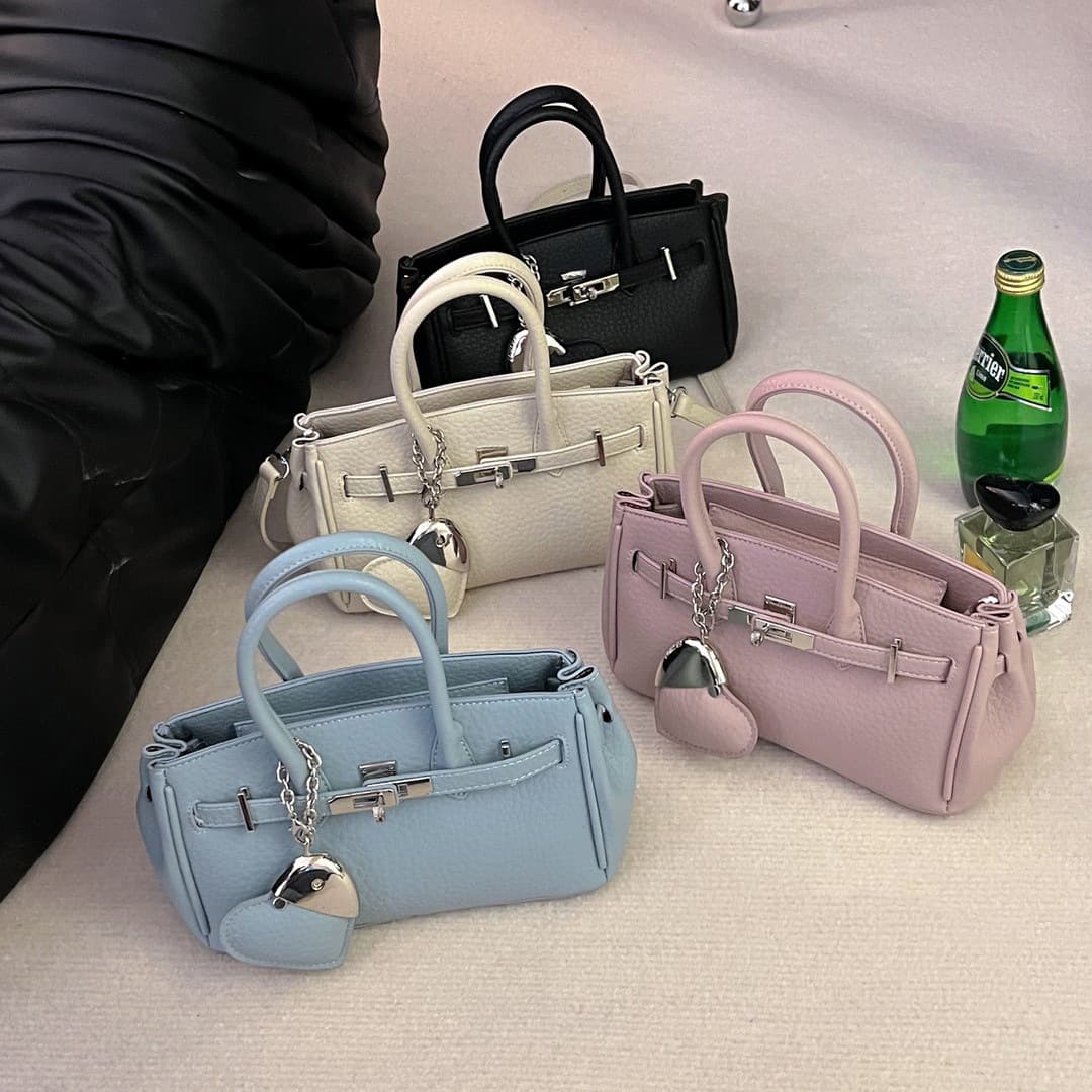 Trendy Sweet Small Handbag for Women 2026 Summer New Fashion Versatile Shoulder Underarm Bag Textured Tote Bag