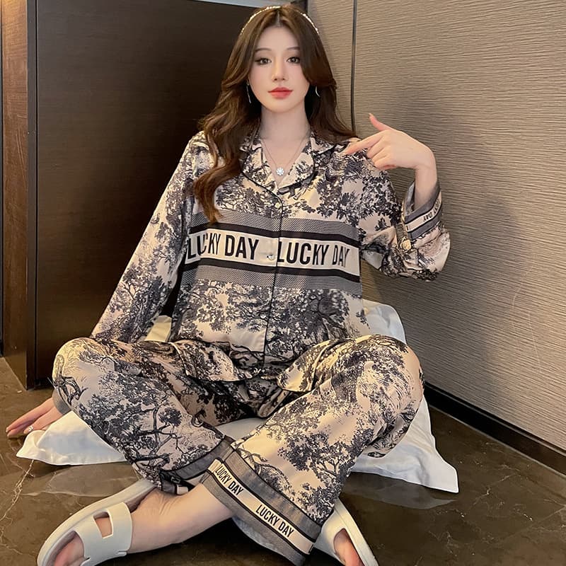 New Spring Autumn Women's Pajama Set Ice Silk Long Sleeve Trousers High-end Elegant Comfortable Home Clothes