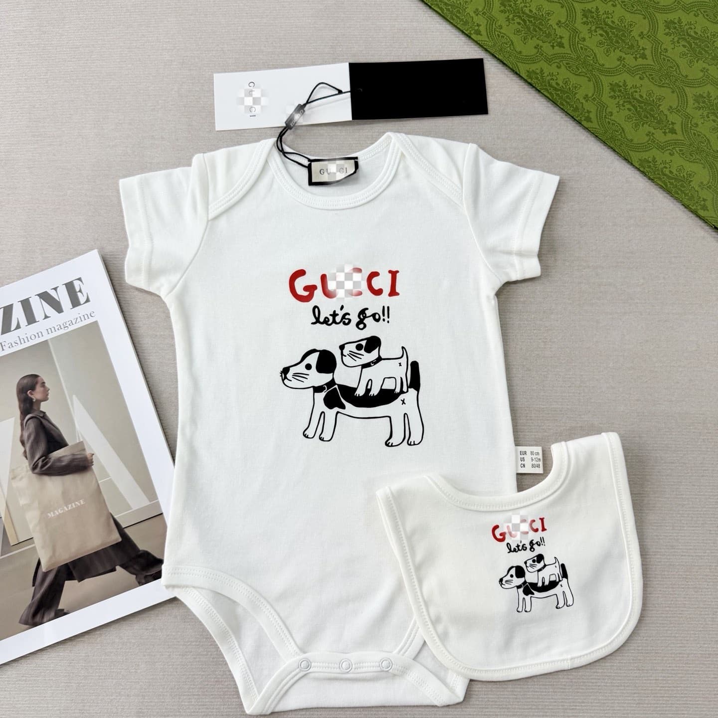Baby jumpsuit summer short-sleeved pure cotton baby crawling suit cute cartoon puppy pattern boys and girls fashionable