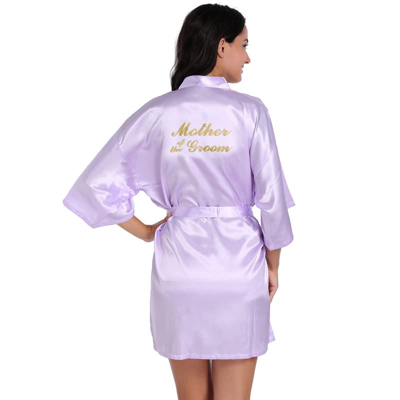 Short cardigan robe with gold lettering "Mother of the Groom" - Wedding morning robe made of imitation silk fabric.