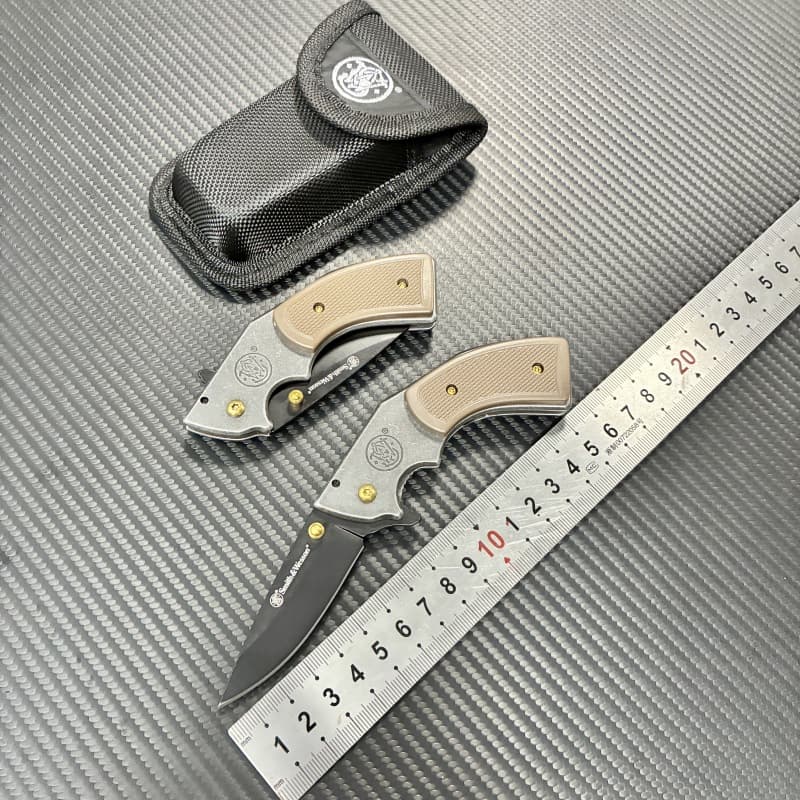 Cross-border hot selling Smith & Wesson folding knife portable knife high hardness folding knife outdoor knife pocket knife
