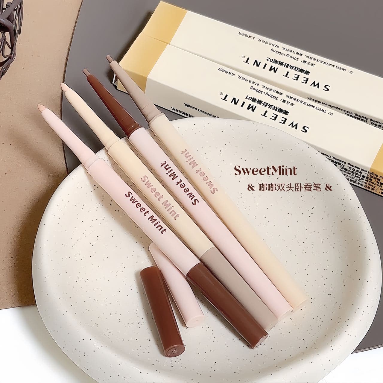 Sweet Mint Double-Ended Aegyo-Sal Pen Eyeliner, Natural Aegyo-Sal Shadow and Highlighter Two-In-One Aegyo-Sal Pen