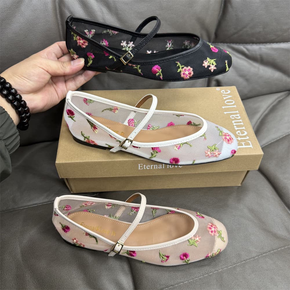 New Chinese Style Embroidered Floral One-Strap Mesh Shoes for Women, Fashionable Versatile Floral Round Toe Flat Ballet Shoes