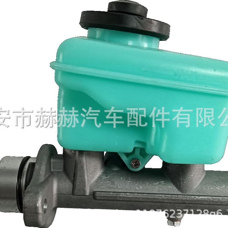 47201-60A70 is suitable for Toyota brake master cylinders.