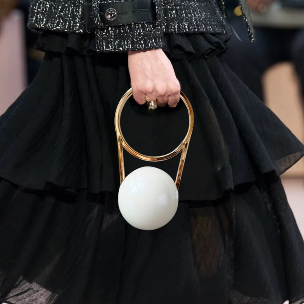 High-End New 2025 Round Ball Electroplated Handle PVC Evening Bag Simple Catwalk Small Fragrance Bag Handbag Ins