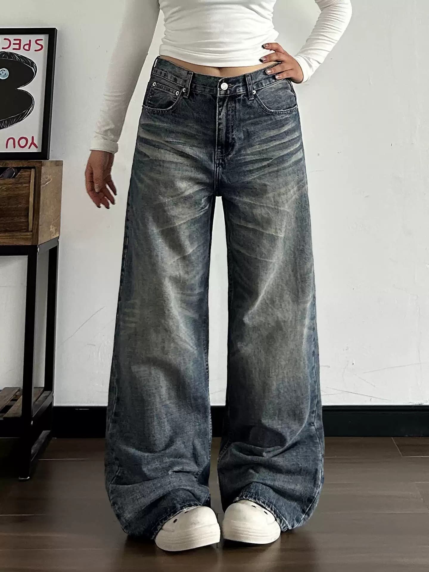 American Retro Street Crease Wash Loose Straight Cleanfit Faded Denim Casual Pants for Men and Women