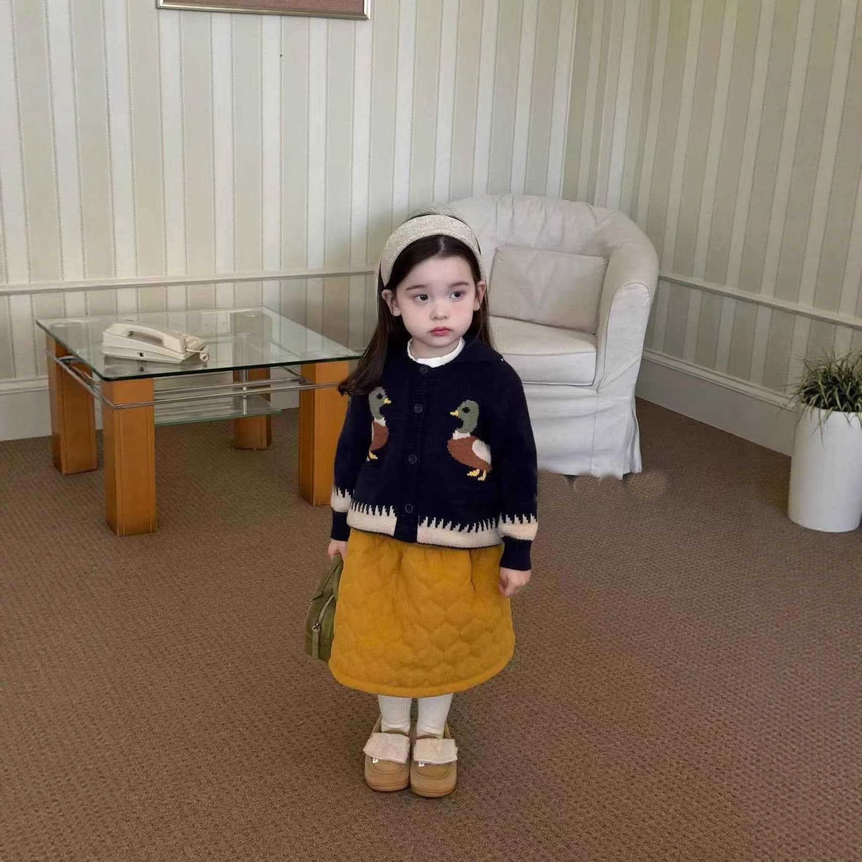 Girls' Sweater Toddler Korean-style Fashion Knitted Top 25 Autumn/Winter New Girl's Baby Literary Style Top Outerwear