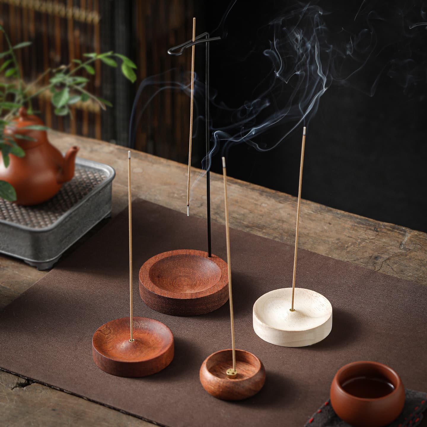 Sapele Hanging Wooden Incense Stick Holder Multi-Hole Ebony Rubber Wood Incense Stand Zen Home Decor Ornament Cross-Border