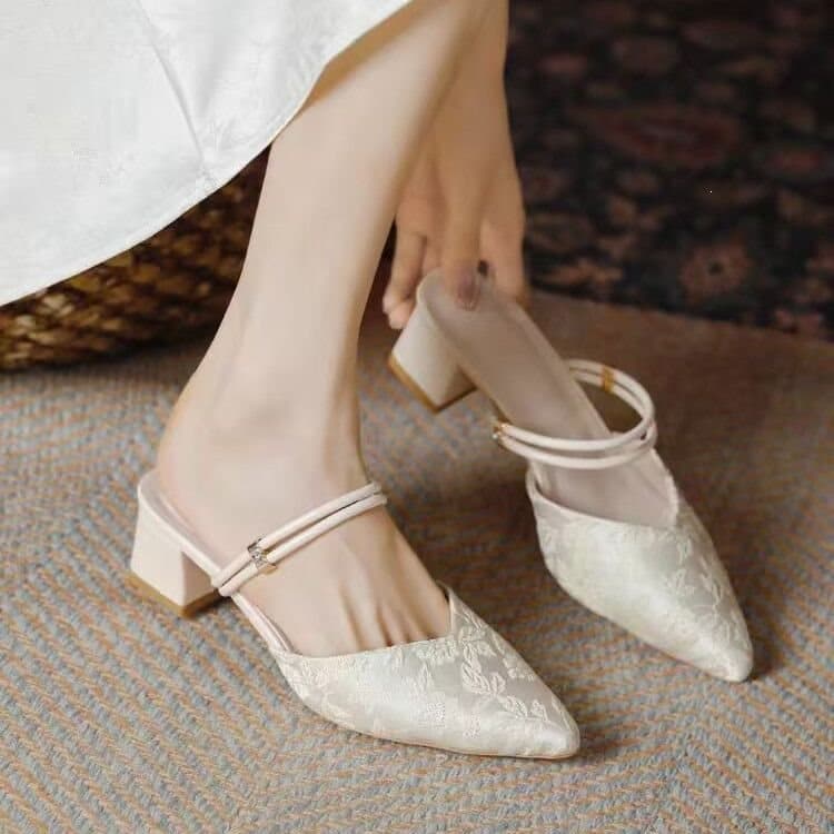 New Chinese Style High Heel Closed-Toe Sandals for Women 2026 New Collection, National Style Cheongsam Chunky Heel Mules, Matching Hanfu Dress Flat Shoes