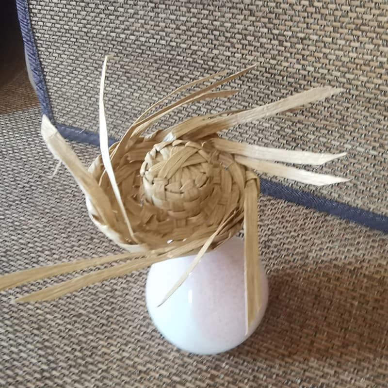 Straw and willow woven wine cork crafts, decorative bottle stoppers, bamboo and cattail woven crafts, hand-woven art