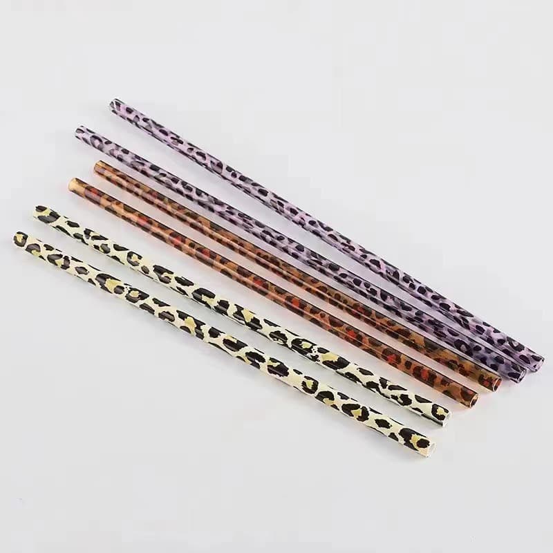 Manufacturer Supply Amazon Hot-Selling Leopard Print Plastic Straw Sets with Color Printing, Ready Stock