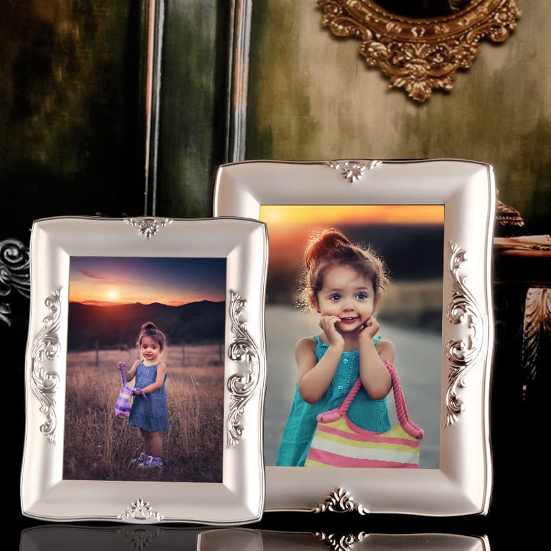 Wholesale photo frames 6 inches, 7 inches, 8 inches, 10 inches, European metal photo frames, family portraits, couples, children, home tables
