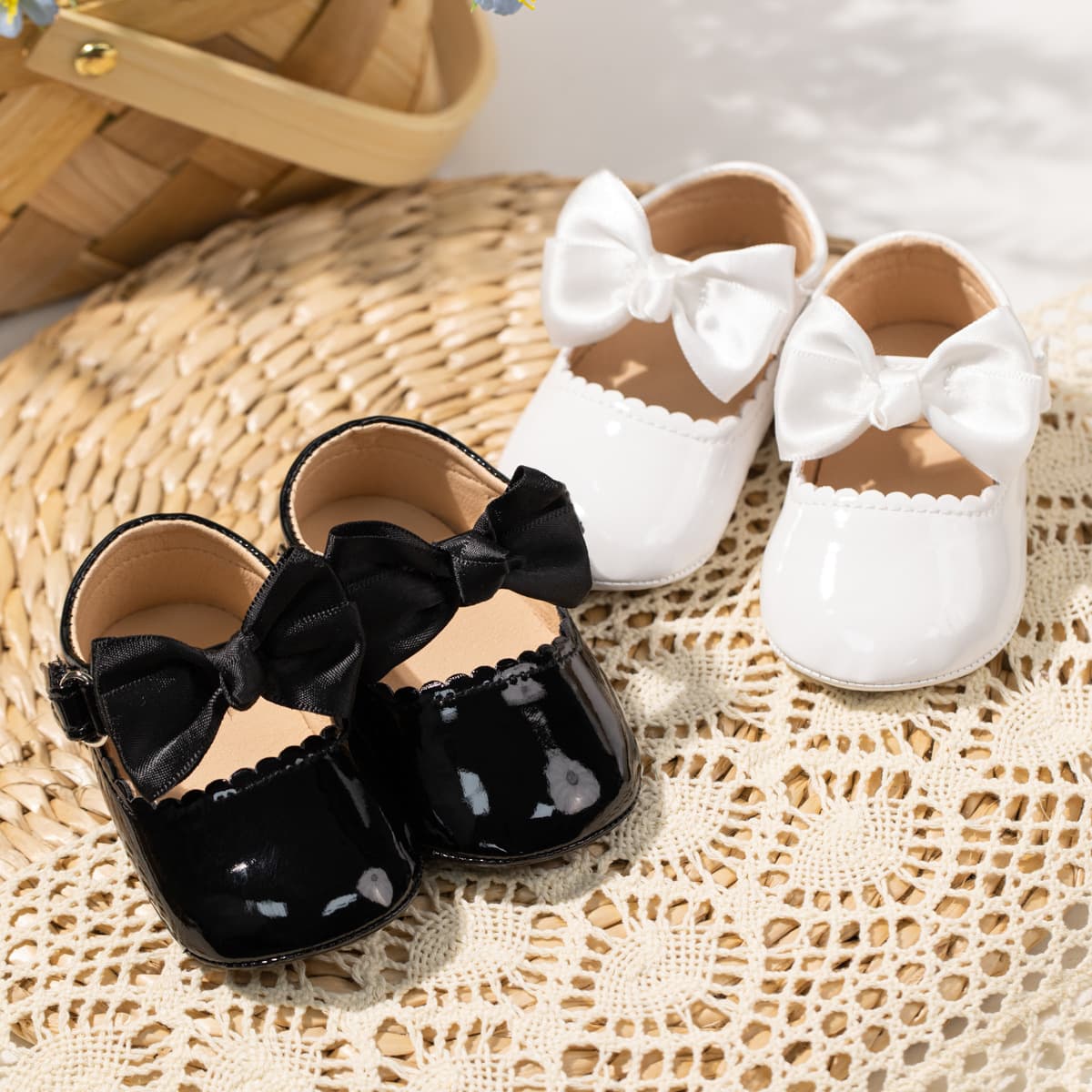 Spring and Autumn New Baby Shoes 0-1 Year Infant Shoes Bow Princess Shoes Versatile Rubber Sole Patent Leather Walking Shoes Export