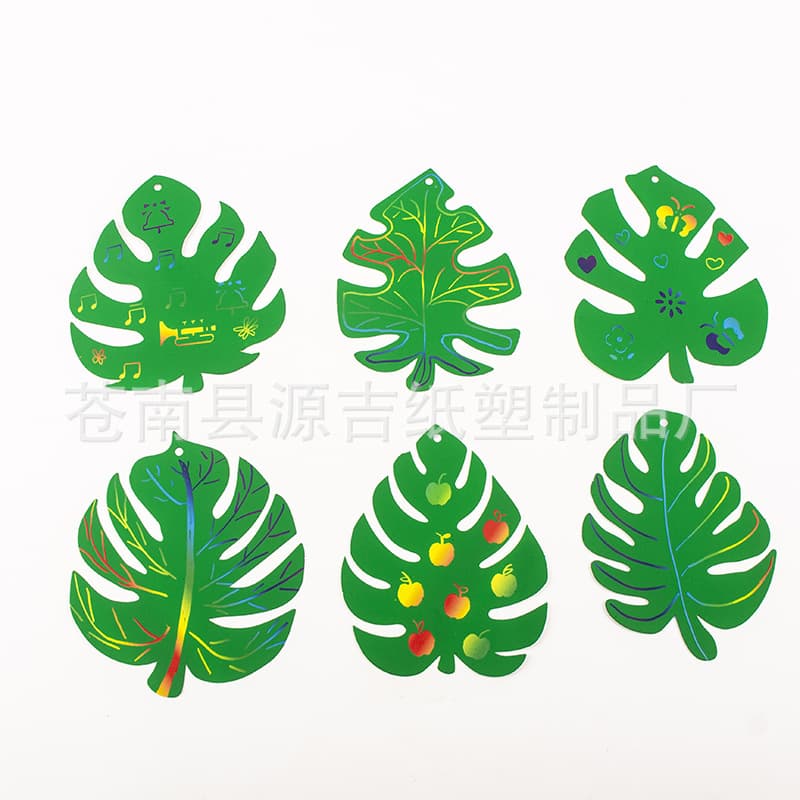 Factory wholesale colored scratch-off green leaf-shaped DIY scratch art paper, uniquely shaped scratch art for children.